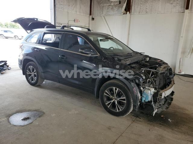 Photo 8 of 2016 TOYOTA HIGHLANDER XLE (VIN 5TDJKRFHXGS259750)