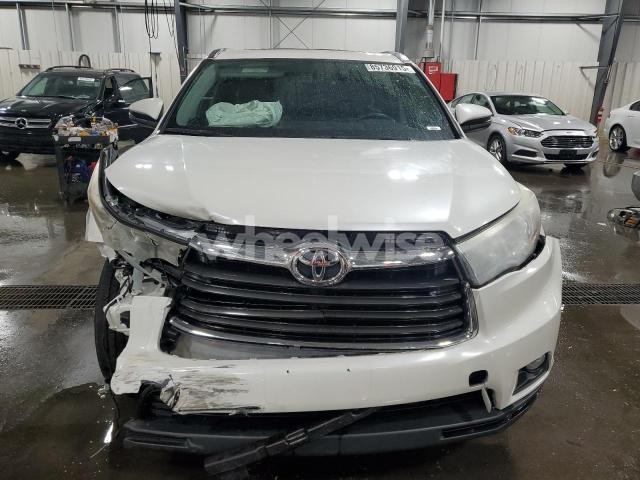 Photo 5 of 2016 TOYOTA HIGHLANDER XLE (VIN 5TDJKRFHXGS269162)