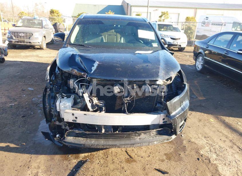 Photo 13 of 2016 Toyota Highlander XLE V6 (VIN 5TDJKRFHXGS272840)