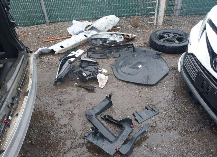 Photo 19 of 2022 Toyota Sienna XLE (VIN 5TDJRKEC0NS089436)