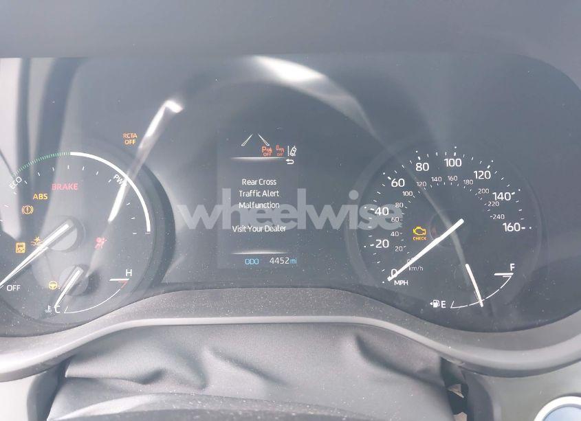 Photo 7 of 2024 Toyota Sienna XLE (VIN 5TDJRKEC0RS180714)