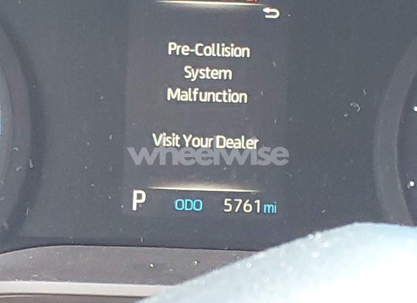 Photo 16 of 2024 Toyota Sienna XLE (VIN 5TDJRKEC0RS220788)