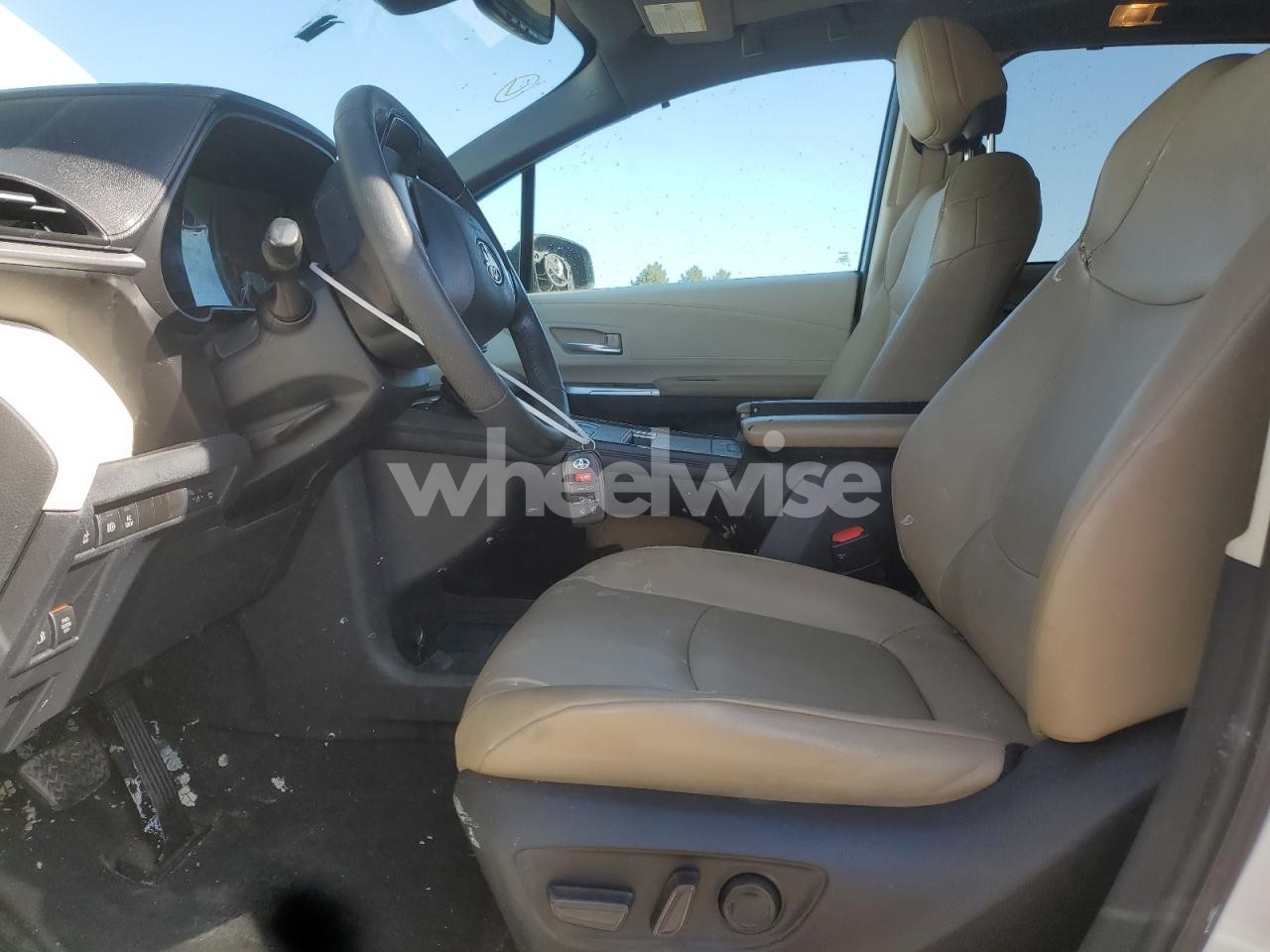 Photo 7 of 2022 TOYOTA SIENNA XLE (VIN 5TDJRKEC1NS096346)