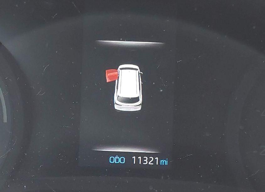 Photo 15 of 2024 Toyota Sienna XLE (VIN 5TDJRKEC1RS214644)