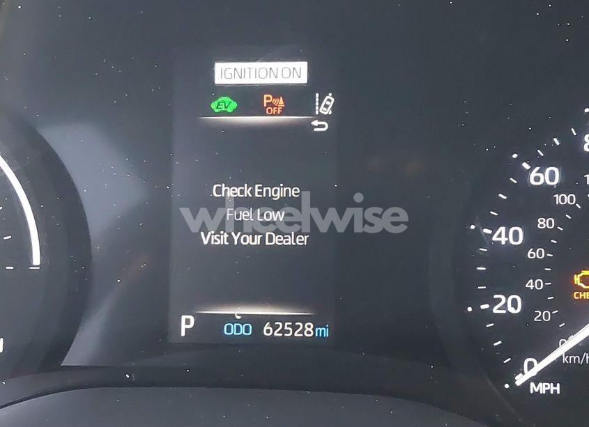 Photo 16 of 2022 Toyota Sienna XLE (VIN 5TDJRKEC2NS087445)