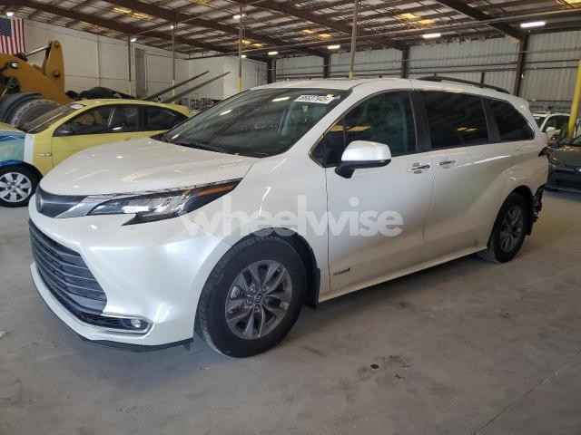 Photo 13 of 2021 TOYOTA SIENNA XLE (VIN 5TDJRKEC3MS022389)