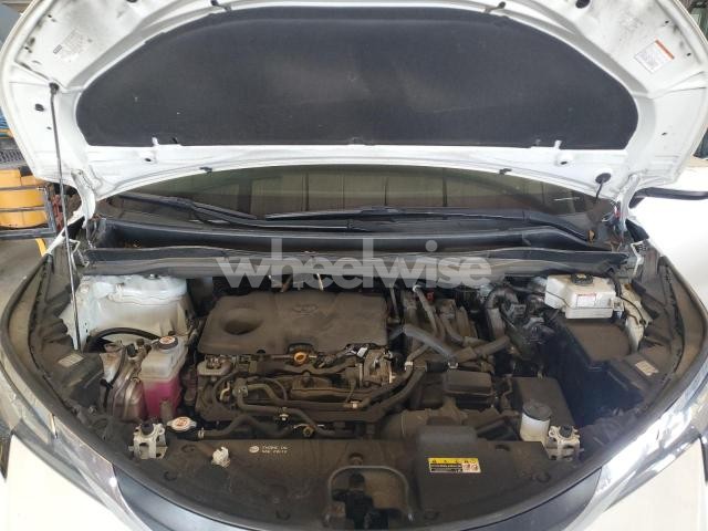 Photo 2 of 2021 TOYOTA SIENNA XLE (VIN 5TDJRKEC3MS022389)