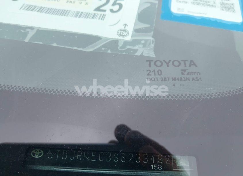Photo 17 of 2025 Toyota Sienna XLE (VIN 5TDJRKEC3SS233492)