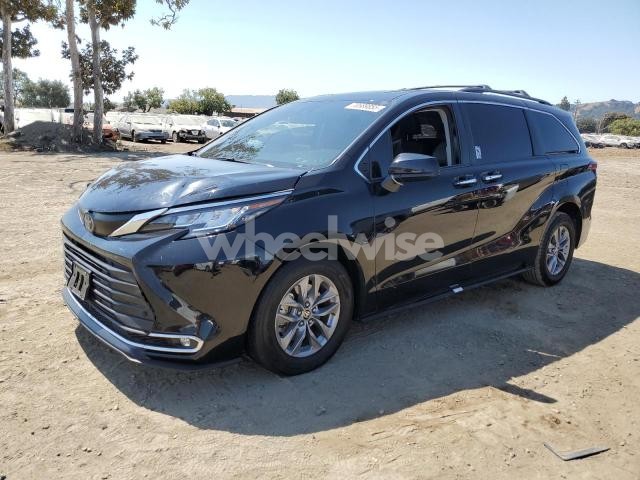 Photo 11 of 2022 TOYOTA SIENNA XLE (VIN 5TDJRKEC4NS118114)
