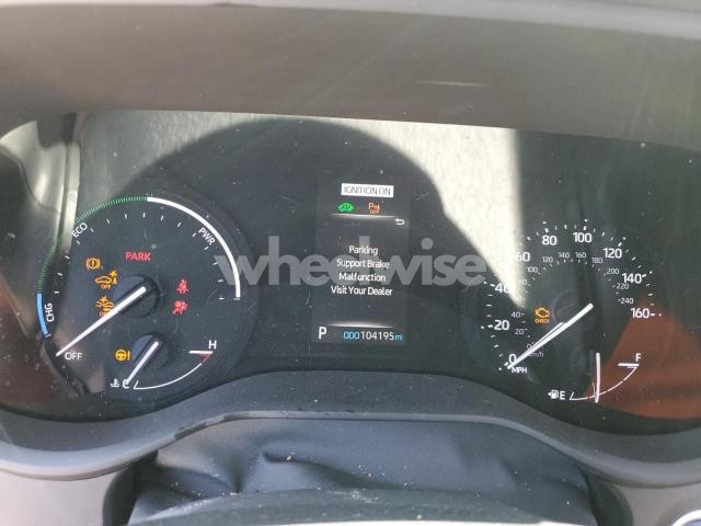 Photo 4 of 2022 TOYOTA SIENNA XLE (VIN 5TDJRKEC4NS118114)