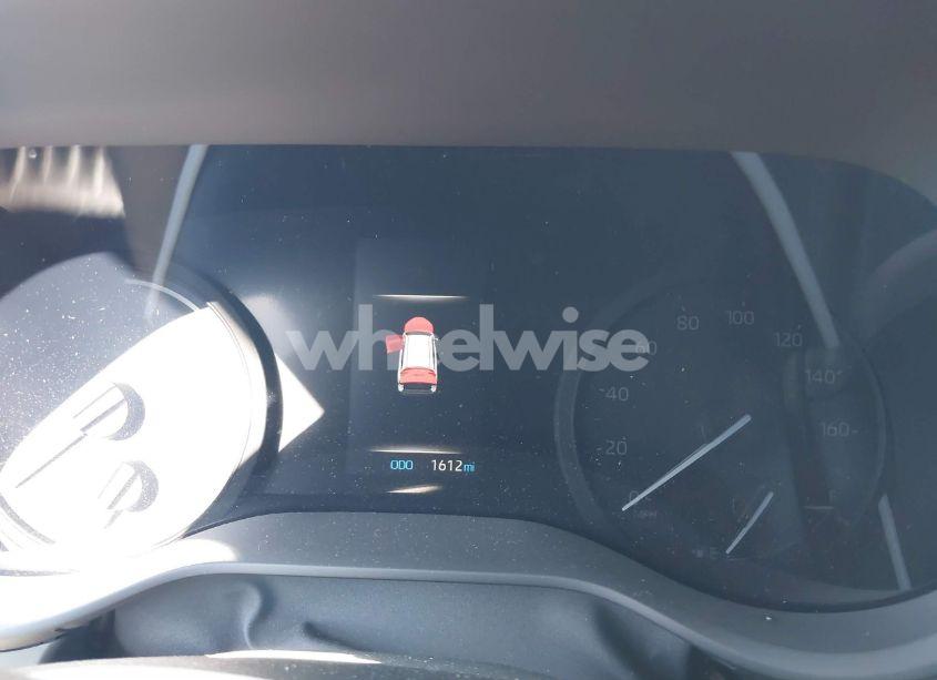 Photo 7 of 2024 Toyota Sienna XLE (VIN 5TDJRKEC8RS219789)