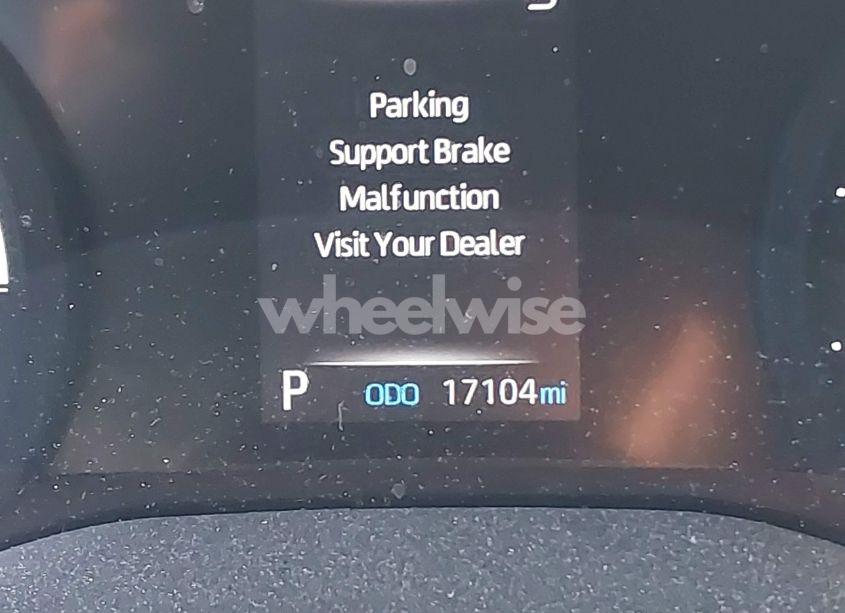 Photo 16 of 2023 Toyota Sienna XLE (VIN 5TDJRKEC9PS171135)