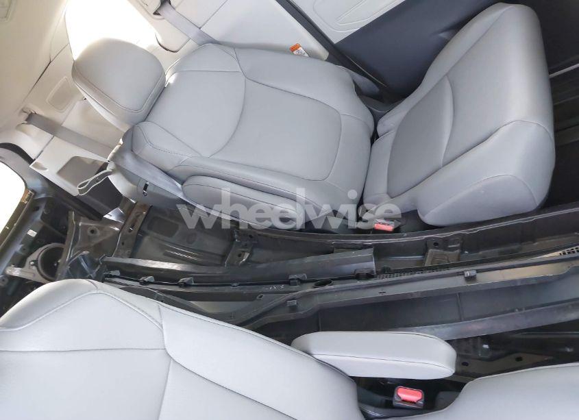 Photo 12 of 2023 Toyota Sienna XLE (VIN 5TDJRKEC9PS176268)