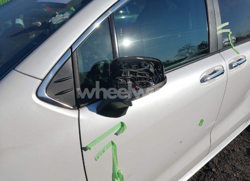 Photo 22 of 2023 Toyota Sienna XLE (VIN 5TDJRKEC9PS176268)