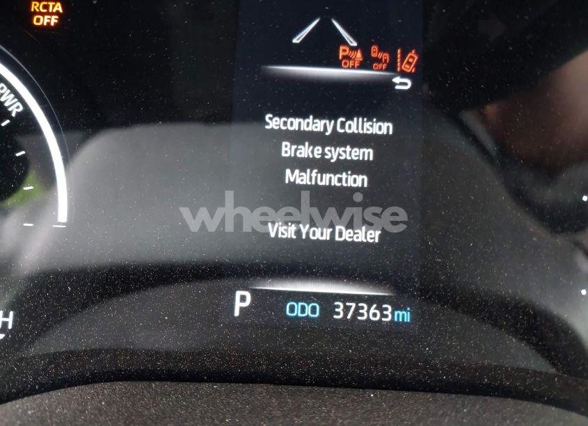 Photo 16 of 2022 Toyota Sienna XLE (VIN 5TDJRKECXNS135662)