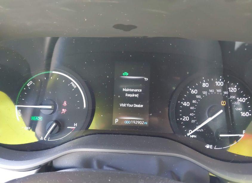 Photo 7 of 2022 Toyota Sienna XLE (VIN 5TDJSKFC2NS062404)