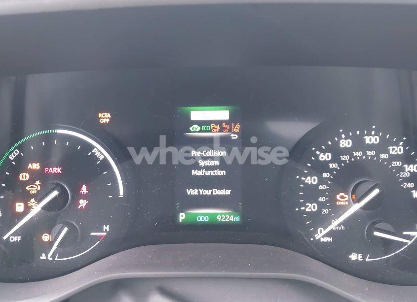 Photo 7 of 2024 Toyota Sienna XLE (VIN 5TDJSKFC3RS129744)