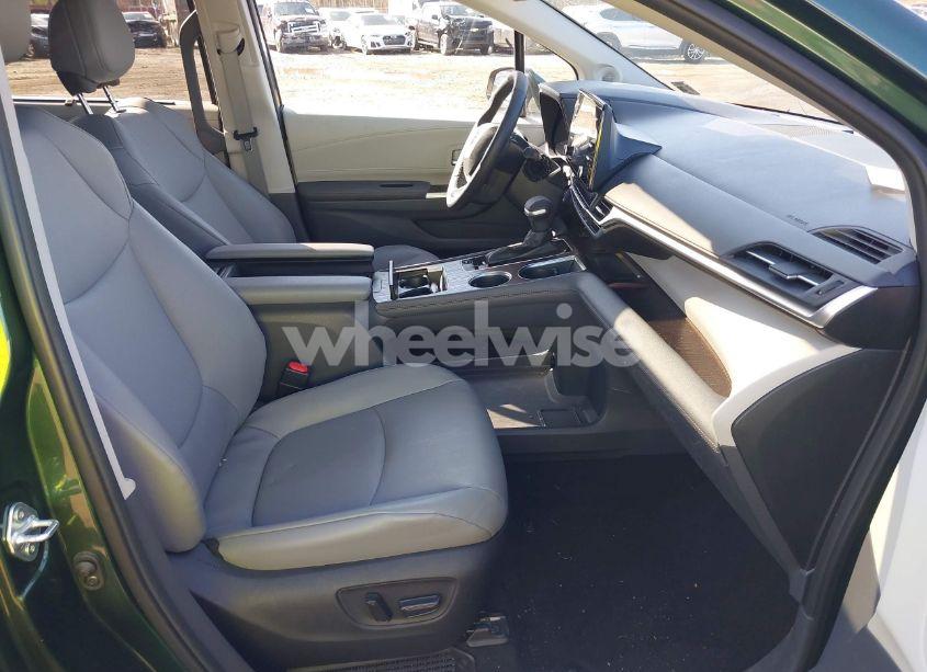 Photo 5 of 2023 Toyota Sienna XLE (VIN 5TDJSKFC9PS095810)