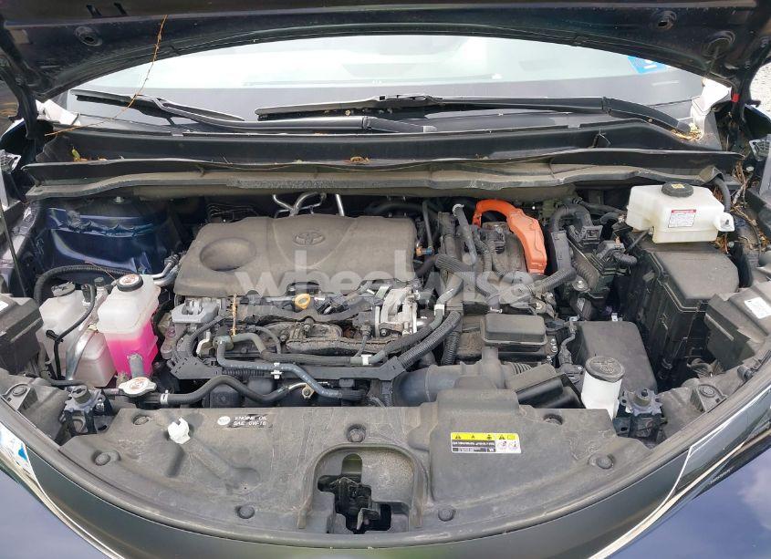 Photo 10 of 2021 Toyota Sienna XLE (VIN 5TDJSKFCXMS024627)