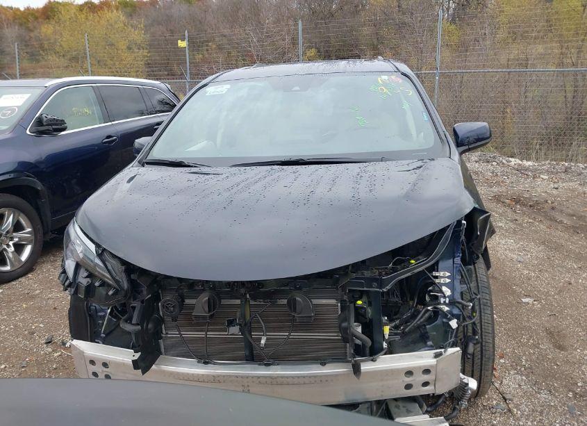 Photo 12 of 2024 Toyota Sienna XLE (VIN 5TDJSKFCXRS132351)