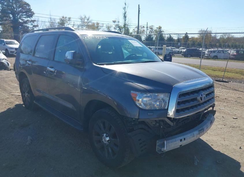 2013 Toyota Sequoia LIMITED 5.7L V8 (VIN 5TDJW5G11DS092124) main photo