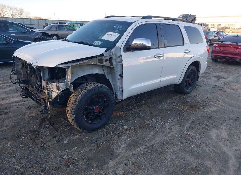 Photo 2 of 2016 Toyota Sequoia LIMITED 5.7L V8 (VIN 5TDJW5G11GS141987)