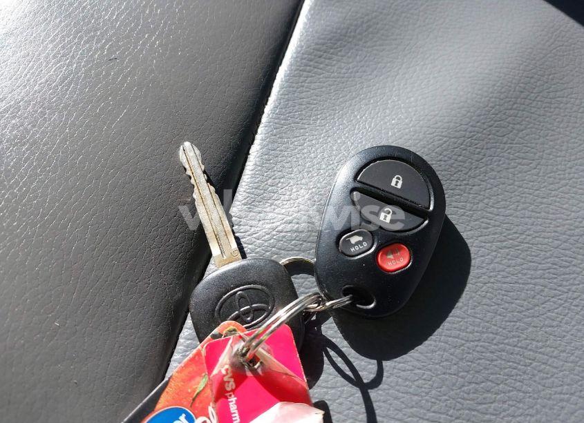 Photo 11 of 2013 Toyota Sequoia LIMITED 5.7L V8 (VIN 5TDJW5G12DS091516)