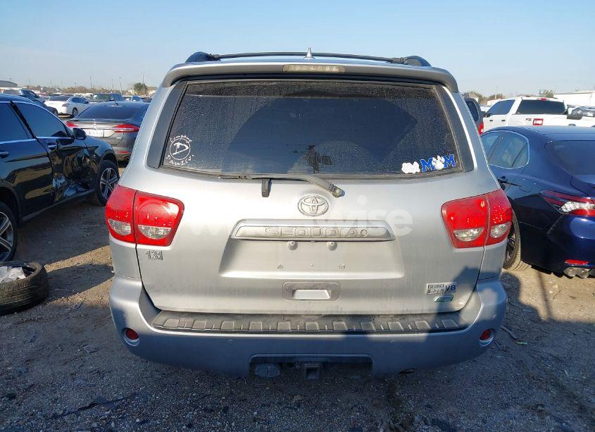 Photo 16 of 2015 Toyota Sequoia LIMITED 5.7L V8 (VIN 5TDJW5G14FS124552)