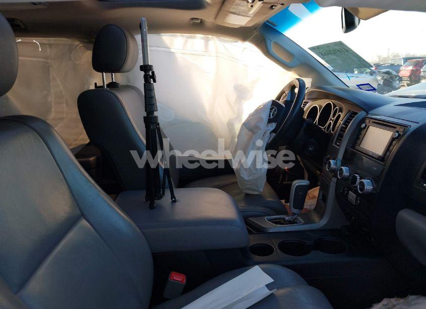 Photo 5 of 2015 Toyota Sequoia LIMITED 5.7L V8 (VIN 5TDJW5G14FS124552)