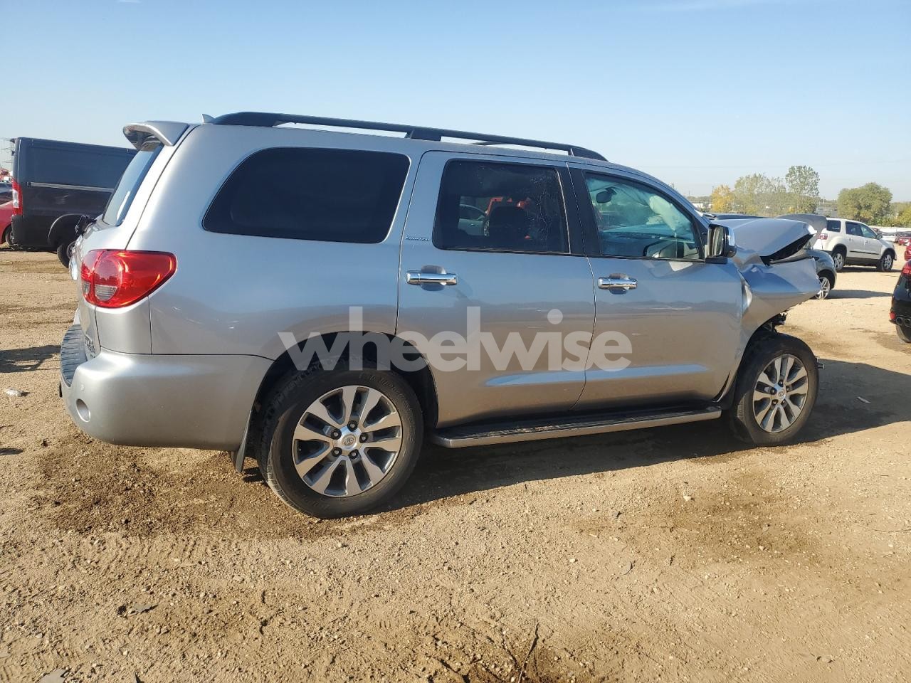 Photo 3 of 2017 TOYOTA SEQUOIA LIMITED (VIN 5TDJW5G14HS154427)