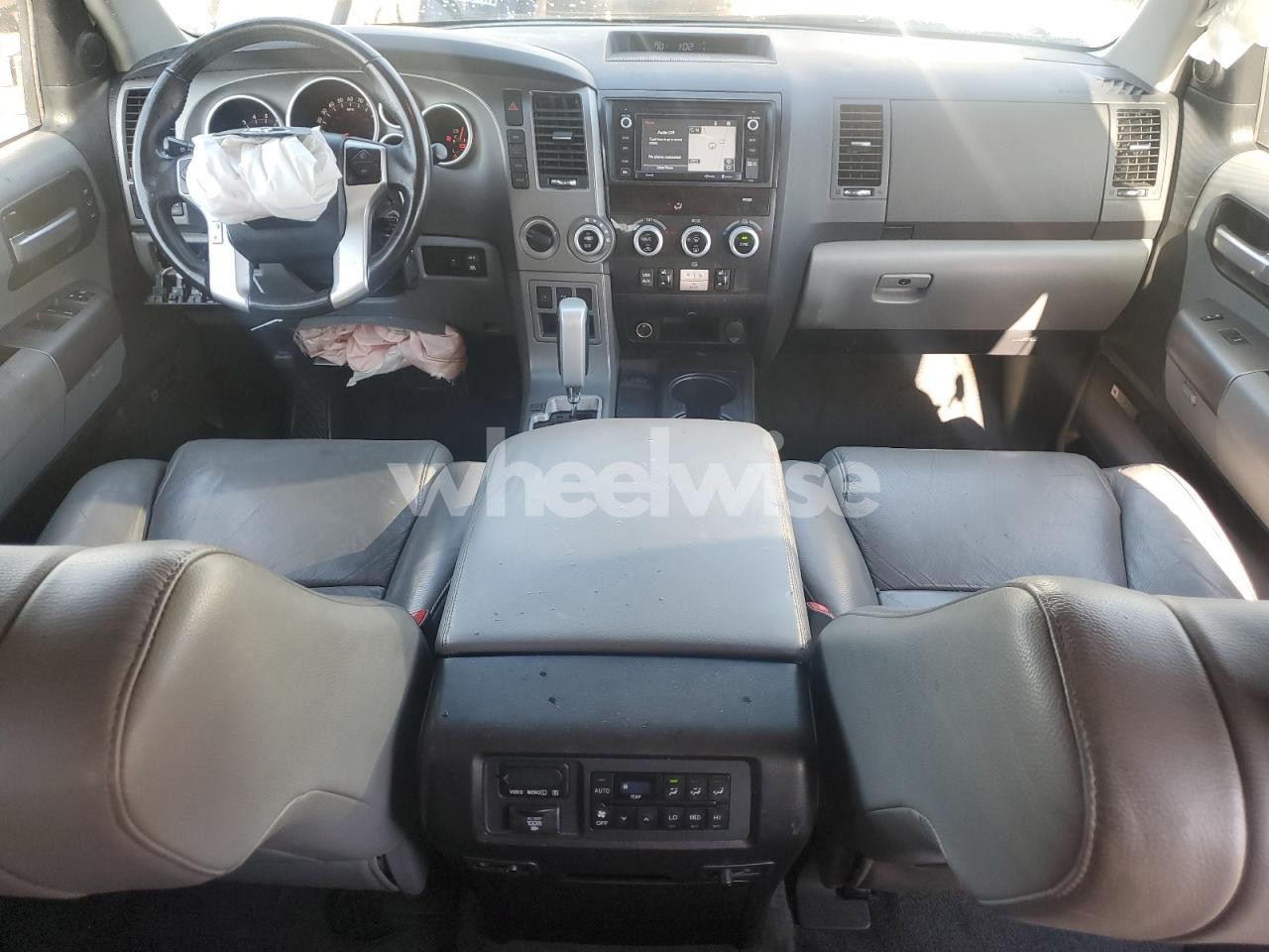 Photo 8 of 2017 TOYOTA SEQUOIA LIMITED (VIN 5TDJW5G14HS154427)