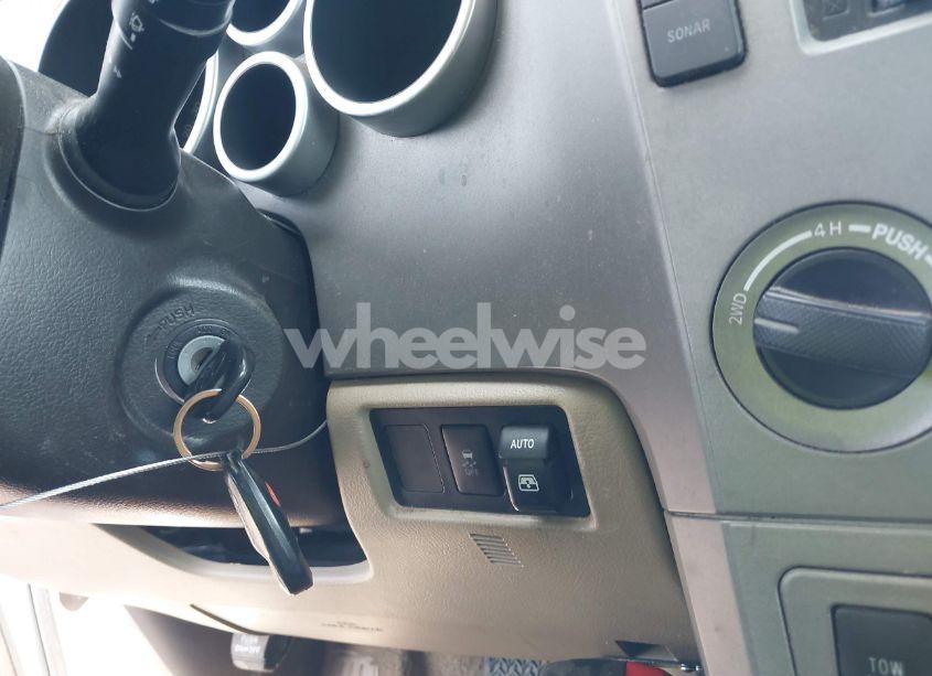 Photo 11 of 2010 Toyota Sequoia LIMITED 5.7L V8 (VIN 5TDJW5G15AS033797)