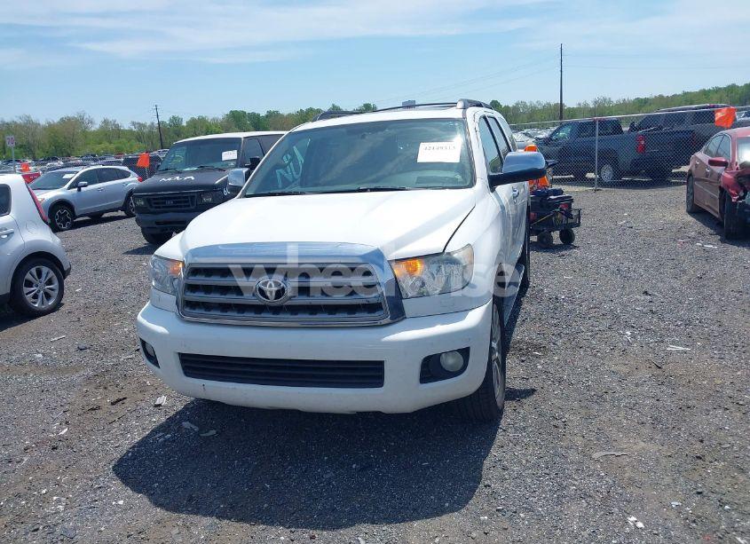 Photo 12 of 2010 Toyota Sequoia LIMITED 5.7L V8 (VIN 5TDJW5G15AS033797)