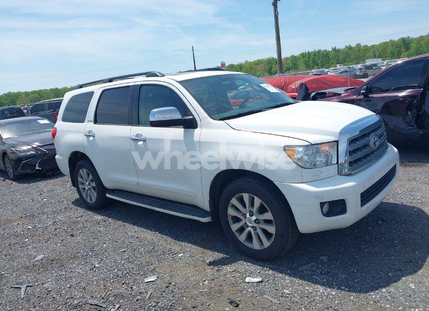 Photo 13 of 2010 Toyota Sequoia LIMITED 5.7L V8 (VIN 5TDJW5G15AS033797)