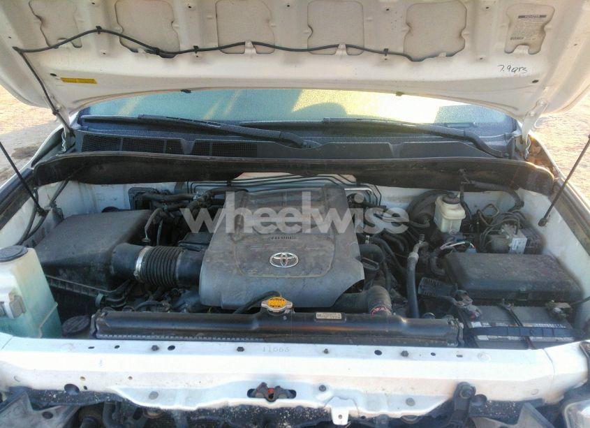 Photo 10 of 2010 Toyota Sequoia LIMITED 5.7L V8 (VIN 5TDJW5G15AS037042)