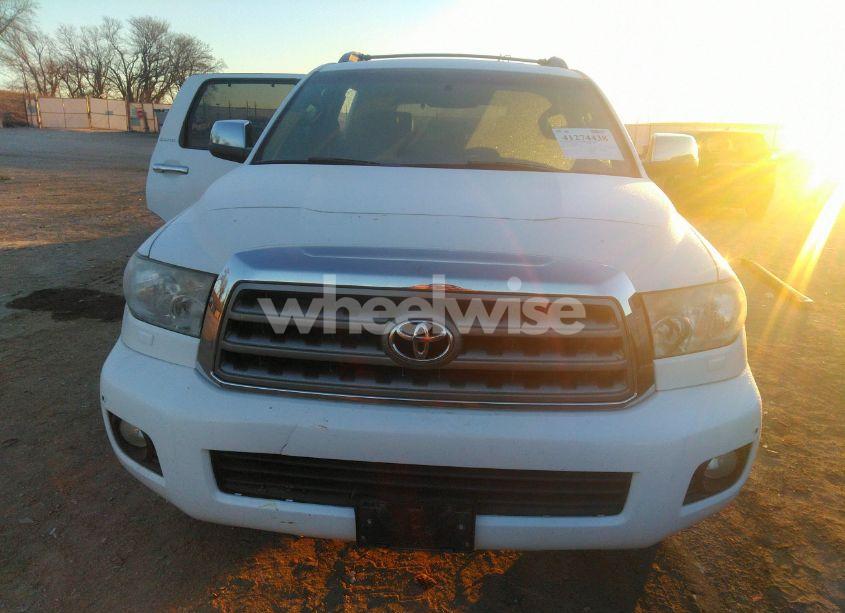 Photo 13 of 2010 Toyota Sequoia LIMITED 5.7L V8 (VIN 5TDJW5G15AS037042)