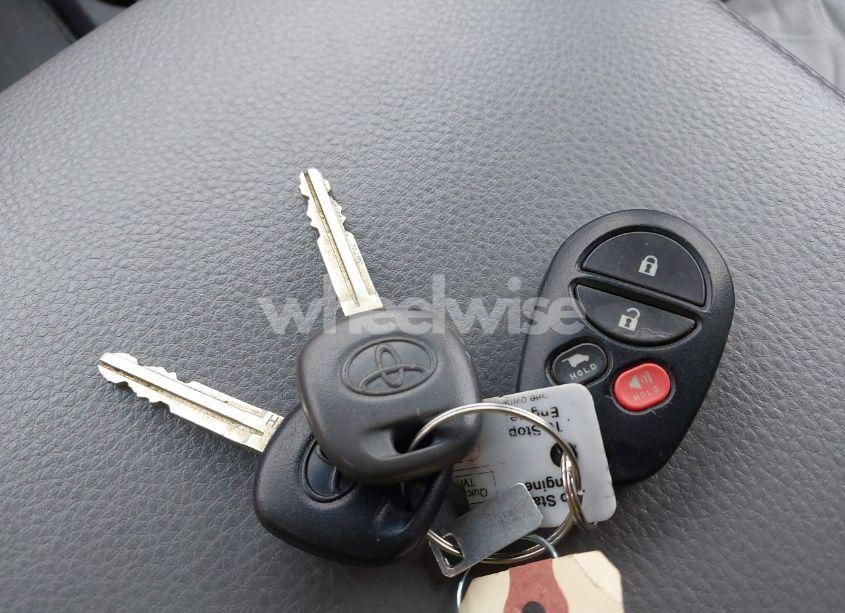 Photo 11 of 2016 Toyota Sequoia LIMITED 5.7L V8 (VIN 5TDJW5G17GS146224)