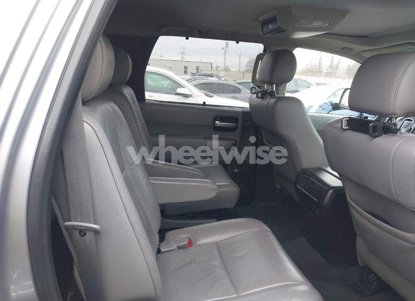 Photo 8 of 2016 Toyota Sequoia LIMITED 5.7L V8 (VIN 5TDJW5G17GS146224)