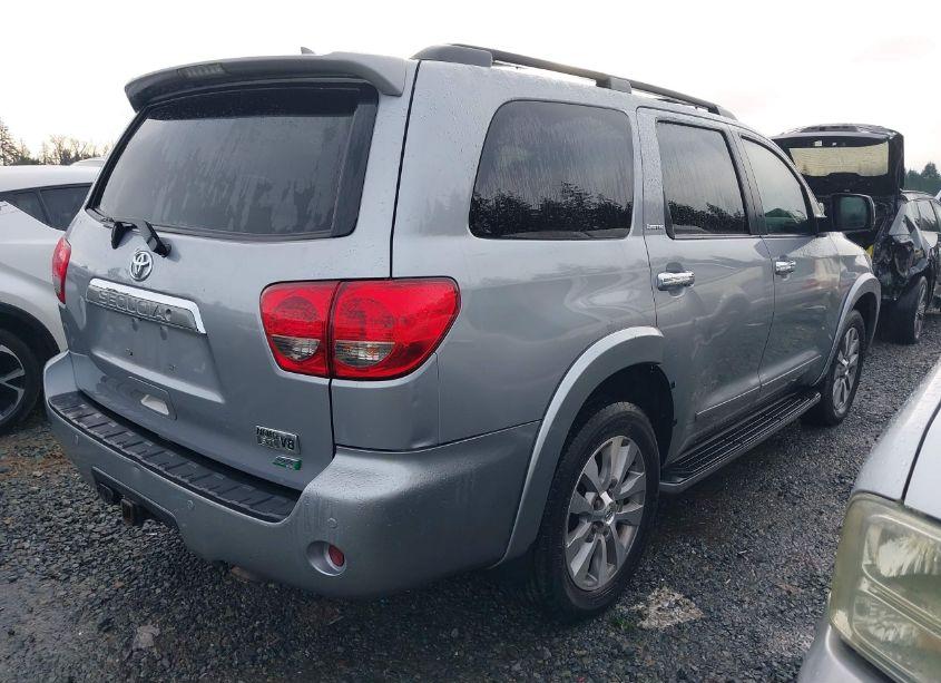 Photo 4 of 2013 Toyota Sequoia LIMITED 5.7L V8 (VIN 5TDJW5G19DS087415)