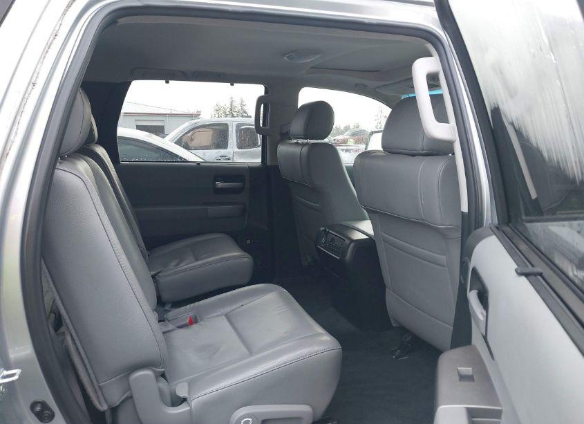 Photo 8 of 2013 Toyota Sequoia LIMITED 5.7L V8 (VIN 5TDJW5G19DS087415)