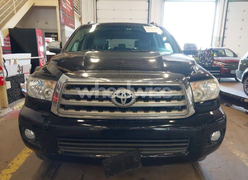 Photo 13 of 2011 Toyota Sequoia LIMITED 5.7L V8 (VIN 5TDJY5G10BS050535)