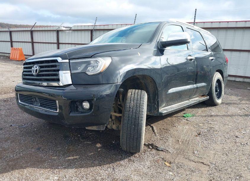 Photo 2 of 2019 Toyota Sequoia LIMITED (VIN 5TDJY5G10KS168651)