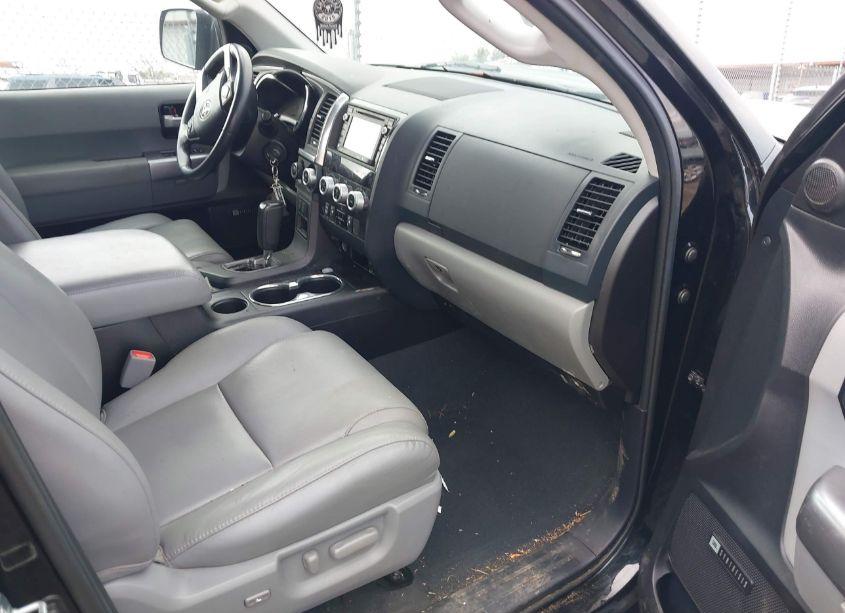 Photo 5 of 2019 Toyota Sequoia LIMITED (VIN 5TDJY5G10KS168651)