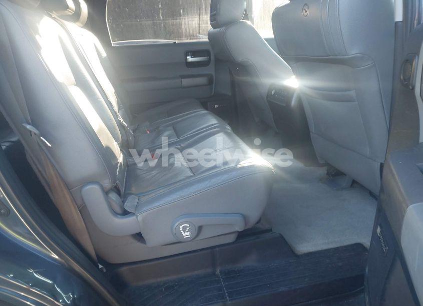 Photo 8 of 2010 Toyota Sequoia LIMITED 5.7L V8 (VIN 5TDJY5G14AS027337)