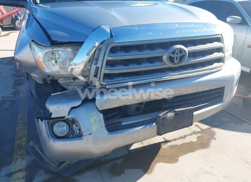 Photo 6 of 2014 Toyota Sequoia LIMITED 5.7L V8 (VIN 5TDJY5G14ES101541)