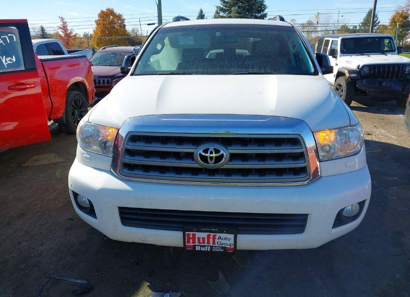 Photo 12 of 2015 Toyota Sequoia LIMITED 5.7L V8 (VIN 5TDJY5G14FS119992)