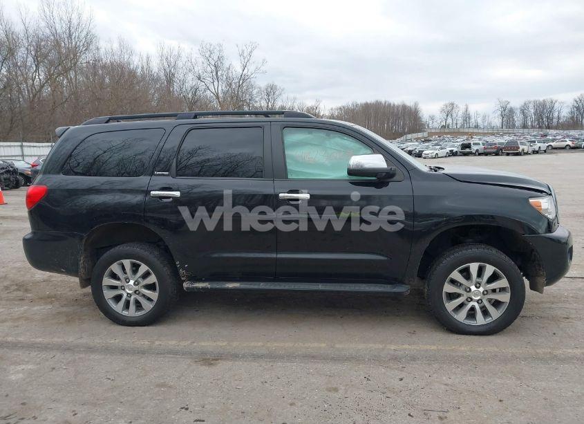 Photo 13 of 2016 Toyota Sequoia LIMITED 5.7L V8 (VIN 5TDJY5G14GS143565)