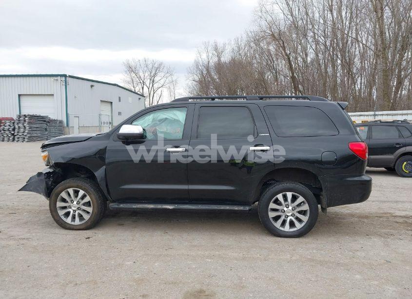 Photo 14 of 2016 Toyota Sequoia LIMITED 5.7L V8 (VIN 5TDJY5G14GS143565)