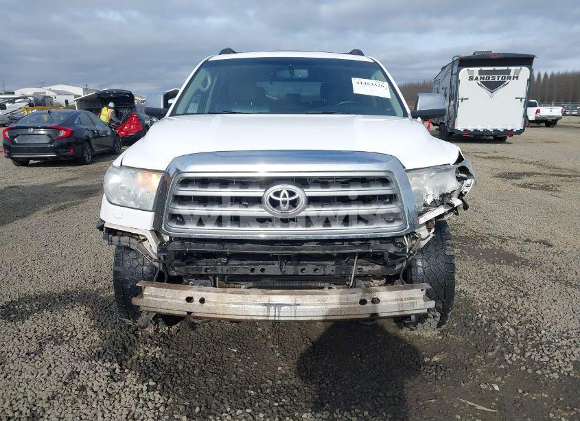 Photo 12 of 2011 Toyota Sequoia LIMITED 5.7L V8 (VIN 5TDJY5G16BS053116)