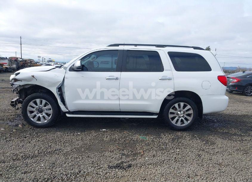 Photo 14 of 2011 Toyota Sequoia LIMITED 5.7L V8 (VIN 5TDJY5G16BS053116)